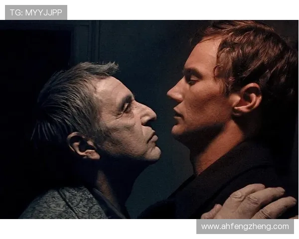 《伊甸园》：HBOMax的“小众”瑰宝，一部让你欲罢不能的青少年悬疑剧